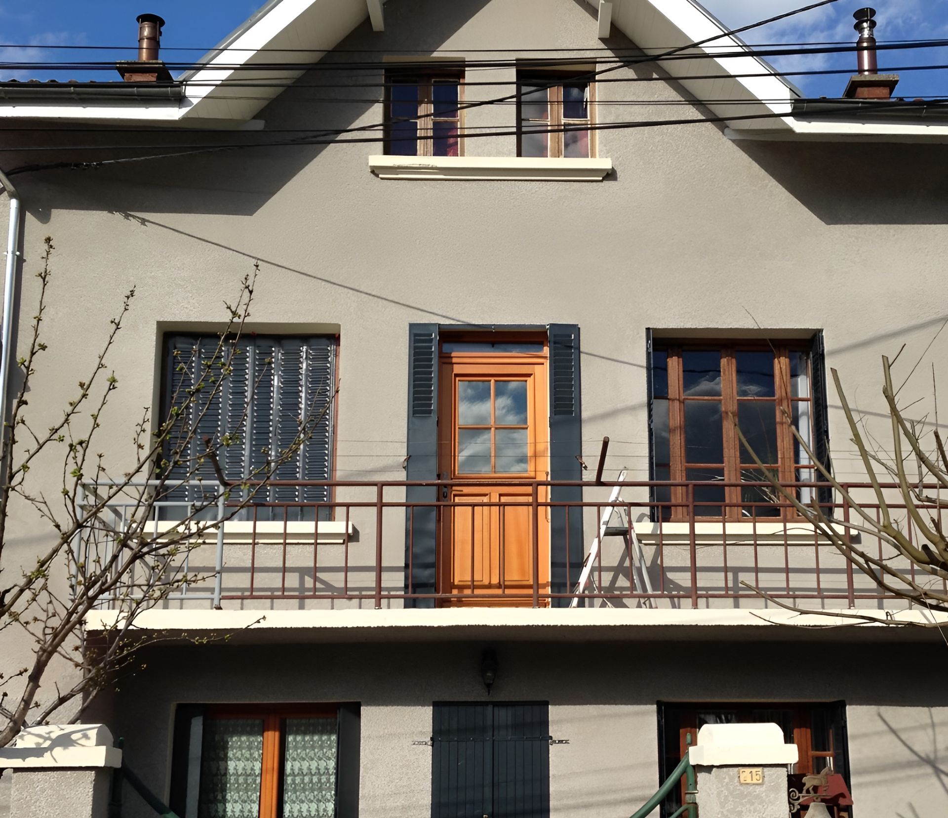 Application d’enduit de façade par un façadier spécialisé